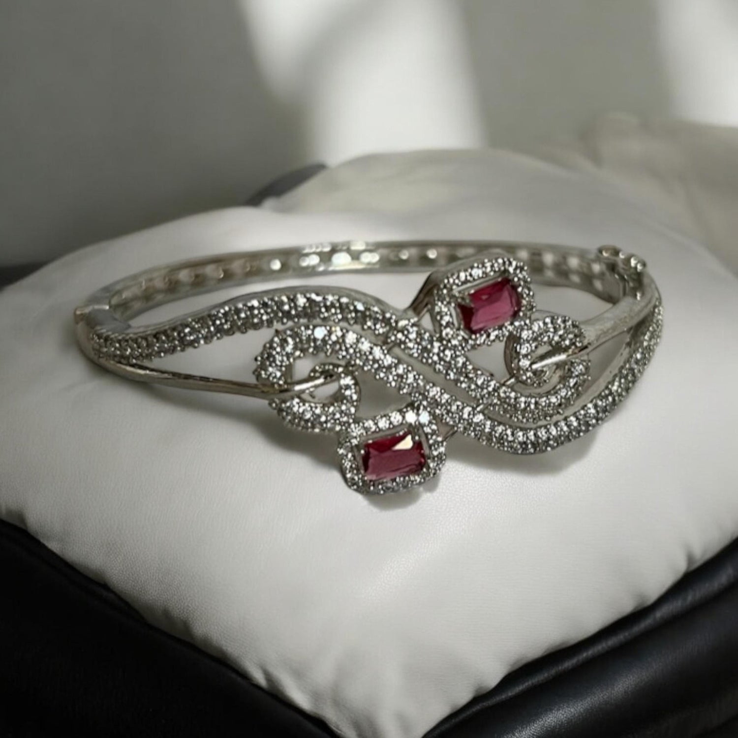 Bangles/ Bracelets