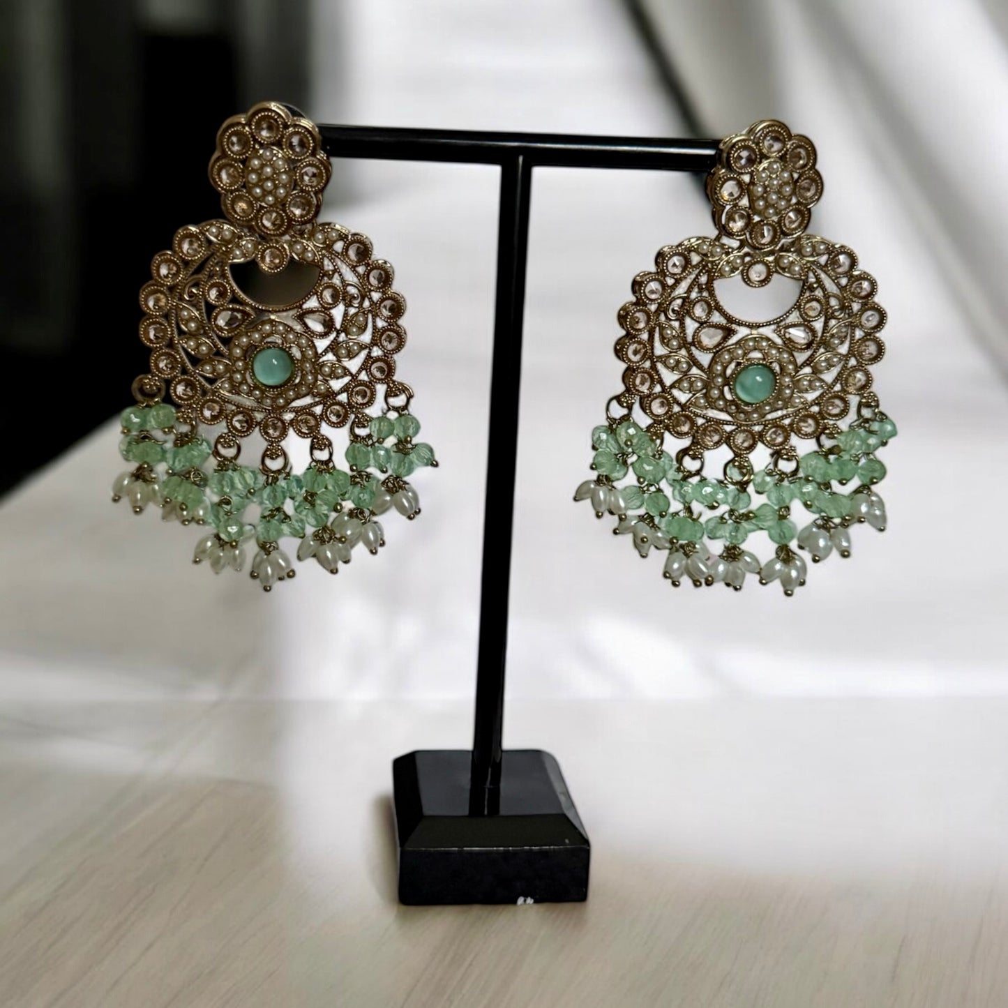 Mint Green Beaded Kundan Choker Set with Earrings & Maang Tikka – Antique Gold Bridal Jewelry
