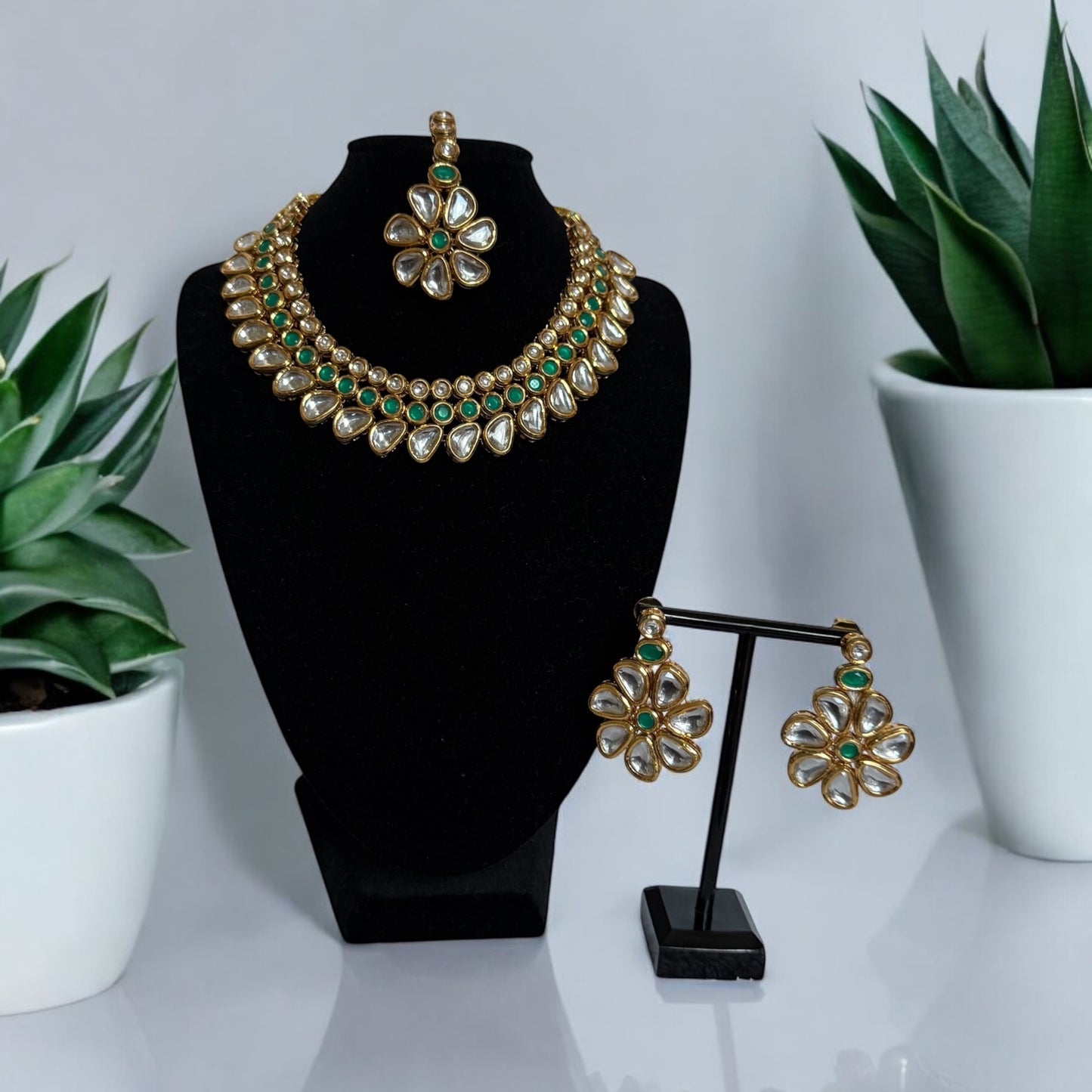 Green and Gold Kundan Traditional Choker Set