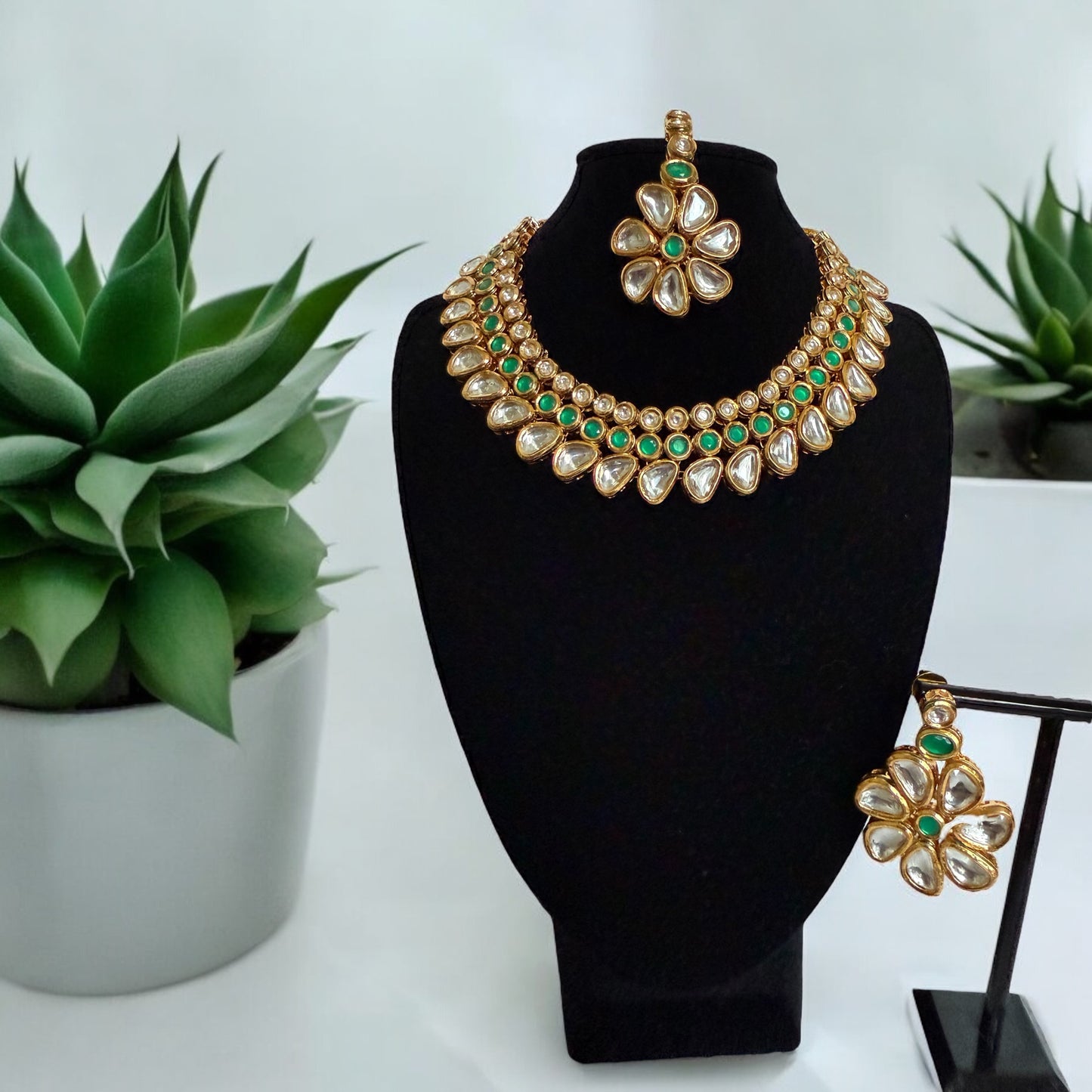 Green and Gold Kundan Traditional Choker Set