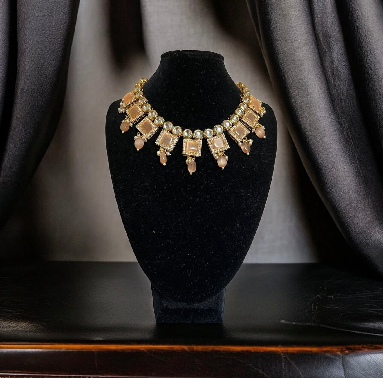 Peach & Gold traditional kundan adjustable necklace and earrings