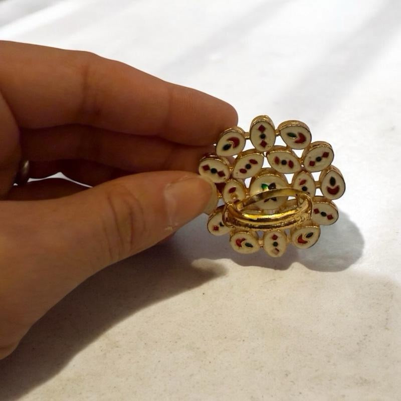 Traditional Kundan Clustered Ring