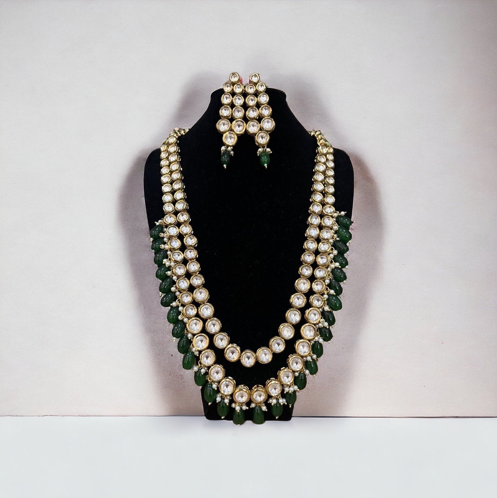 Traditional Emerald Kundan Beaded Necklace Set with Tikka