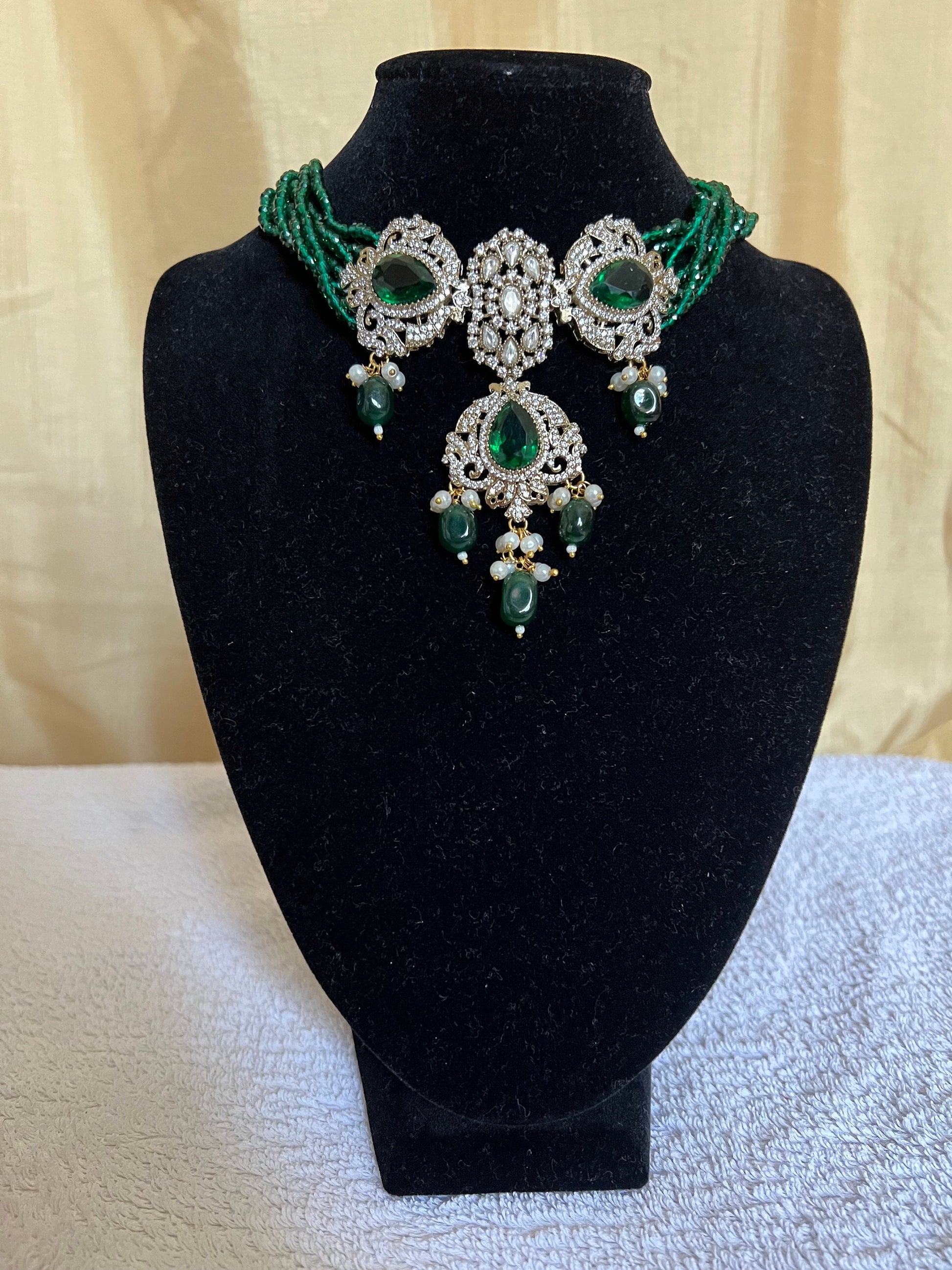 Green Choker & Earrings,Traditional Heeramandi Indian Jewelry, Asian Jewelry