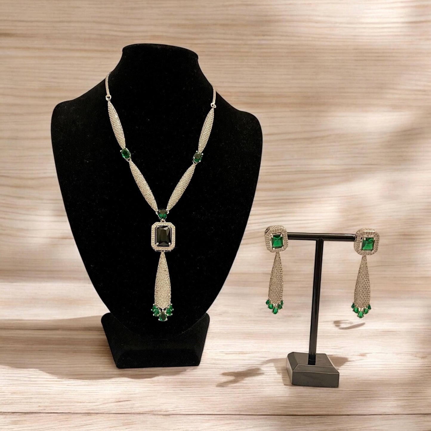 Green Stone & American Dianonds pendant Necklace with matching Earrings